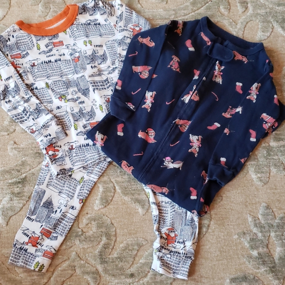 RARE and Super Cute Gap Christmas Jammies!!